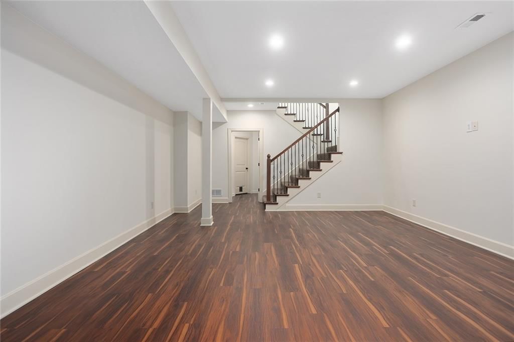 11260 S Whitehall Street — photo 30