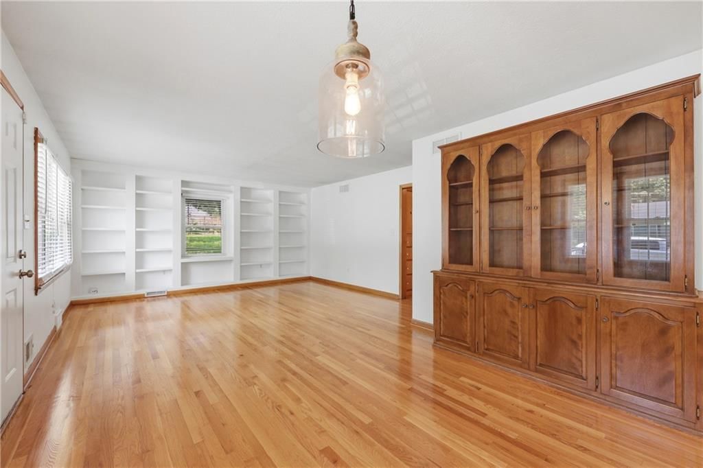 10516 E 35th Street — photo 7