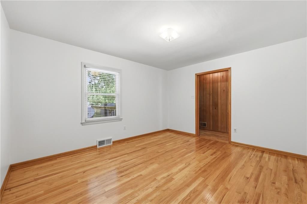 10516 E 35th Street — photo 18