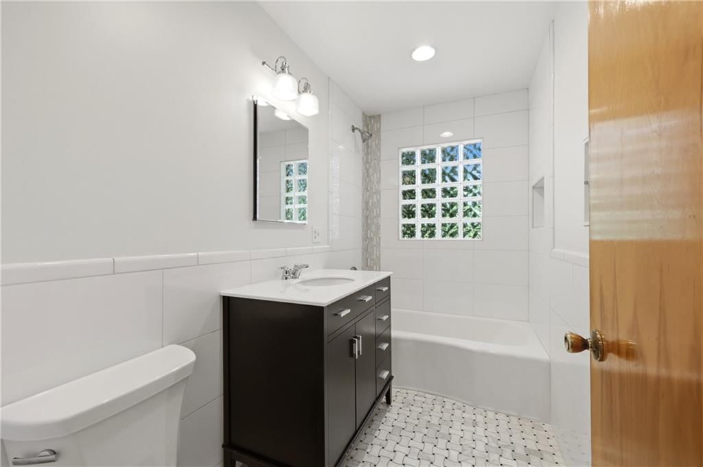 10516 E 35th Street — photo 22