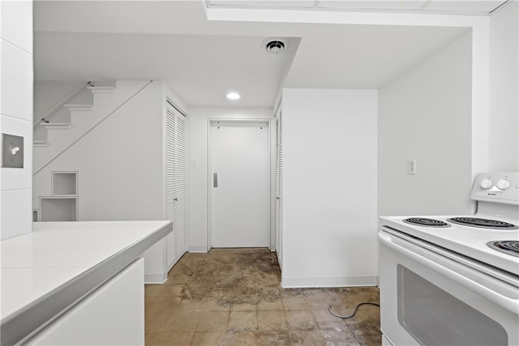 10516 E 35th Street — photo 25