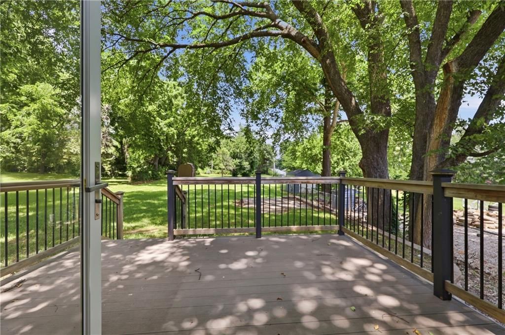 10516 E 35th Street — photo 29
