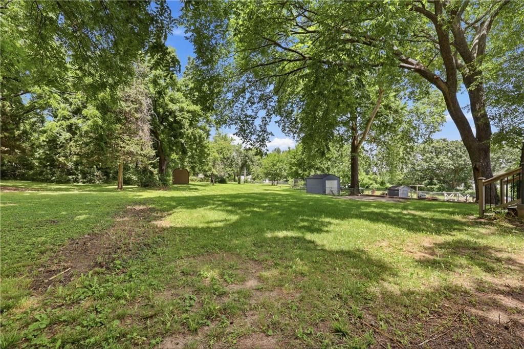10516 E 35th Street — photo 32