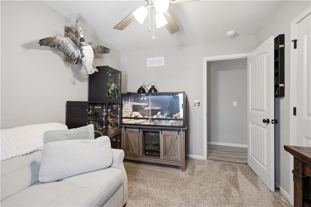 809 N Whispering Hills Drive — photo 20