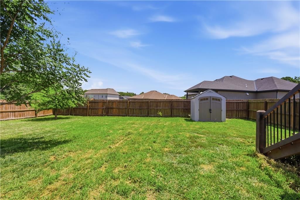 809 N Whispering Hills Drive — photo 27