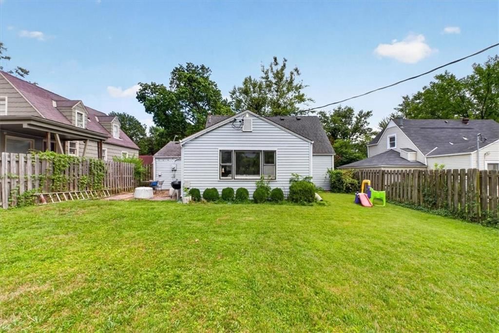 7740 McGee Street — photo 32
