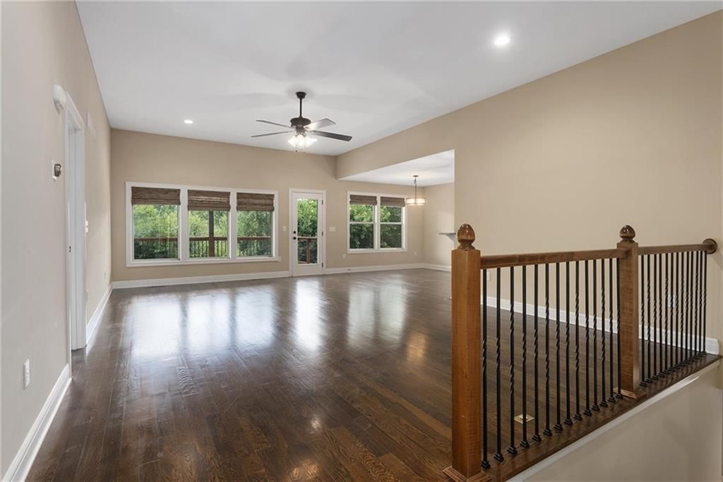 13770 Valleyview Way — photo 6