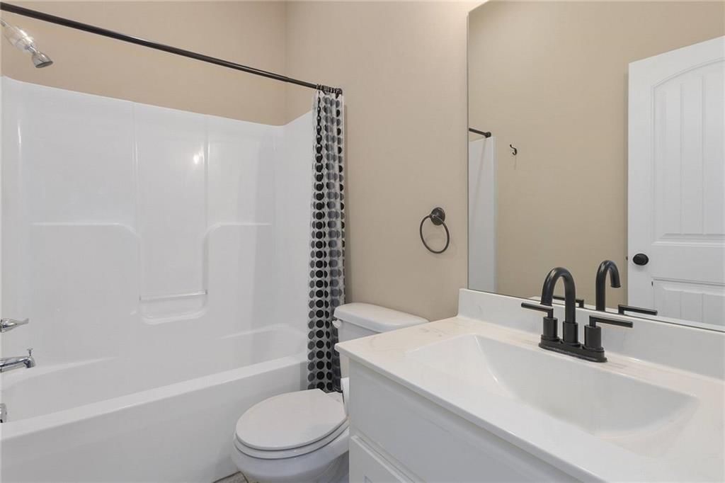 13770 Valleyview Way — photo 22