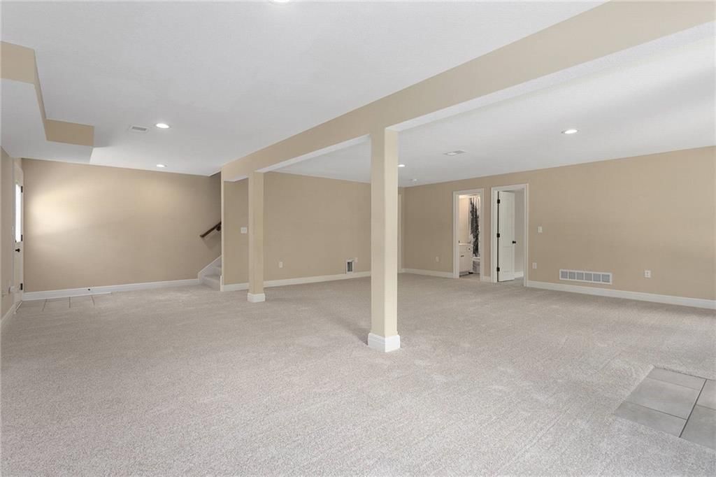 13770 Valleyview Way — photo 23