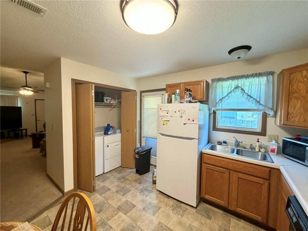 205 N Alvin Street — photo 7