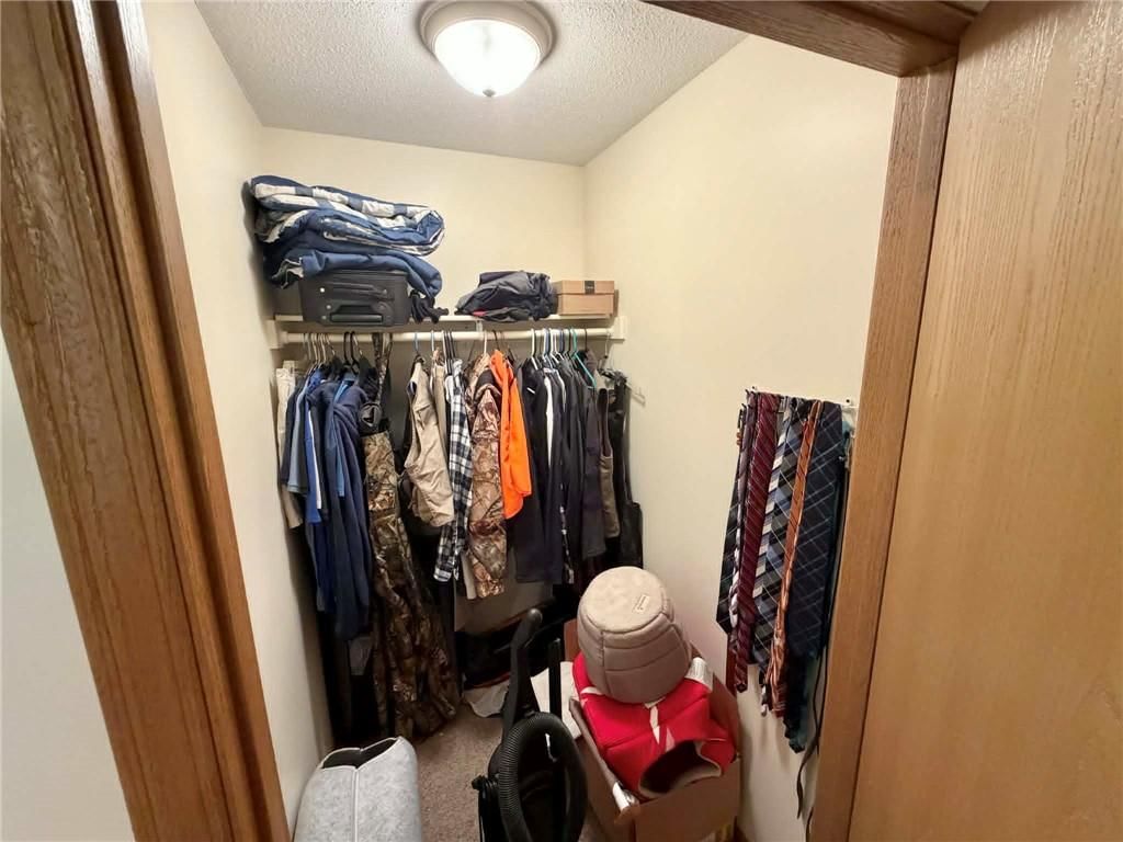 205 N Alvin Street — photo 9