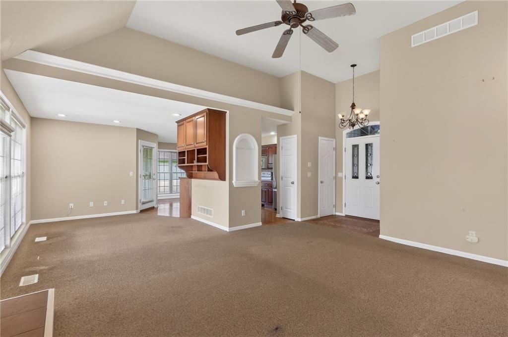 2508 Meadow Ridge Drive — photo 10