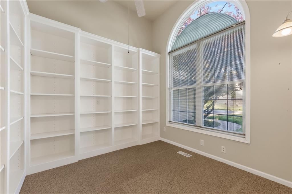 2508 Meadow Ridge Drive — photo 29