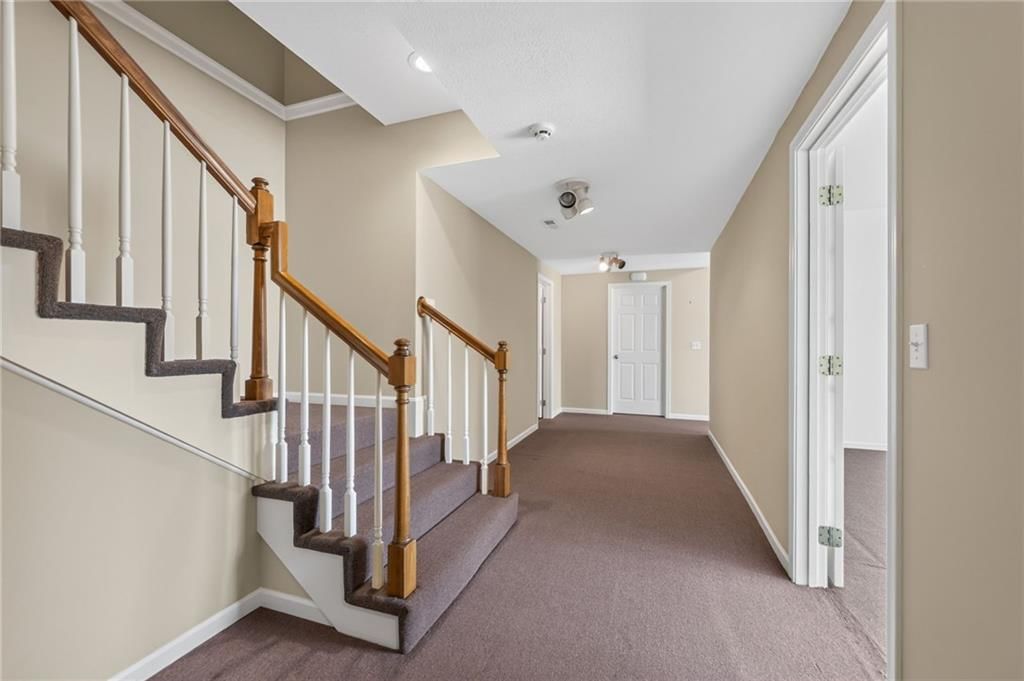2508 Meadow Ridge Drive — photo 32