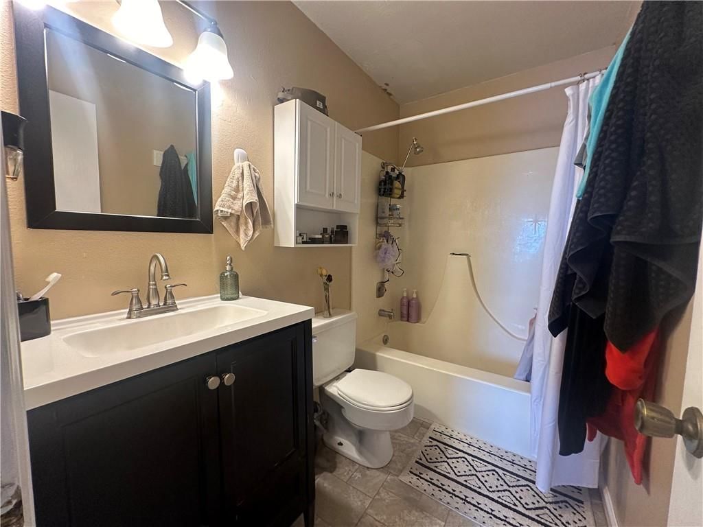 1010 N Walnut Street — photo 13