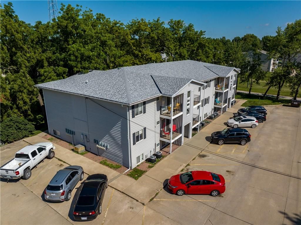 1010 N Walnut Street — photo 26