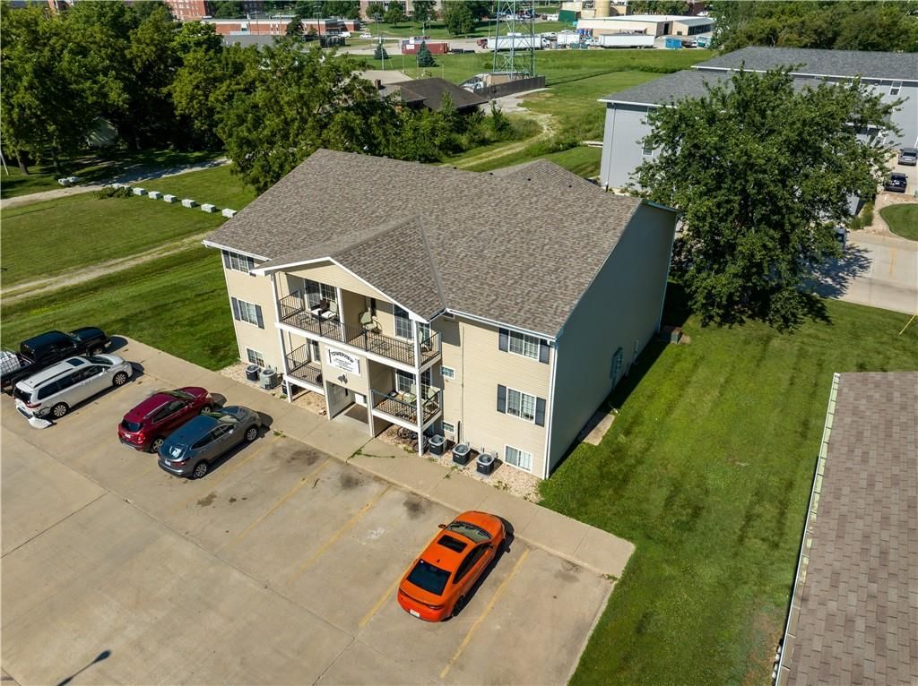 1010 N Walnut Street — photo 42