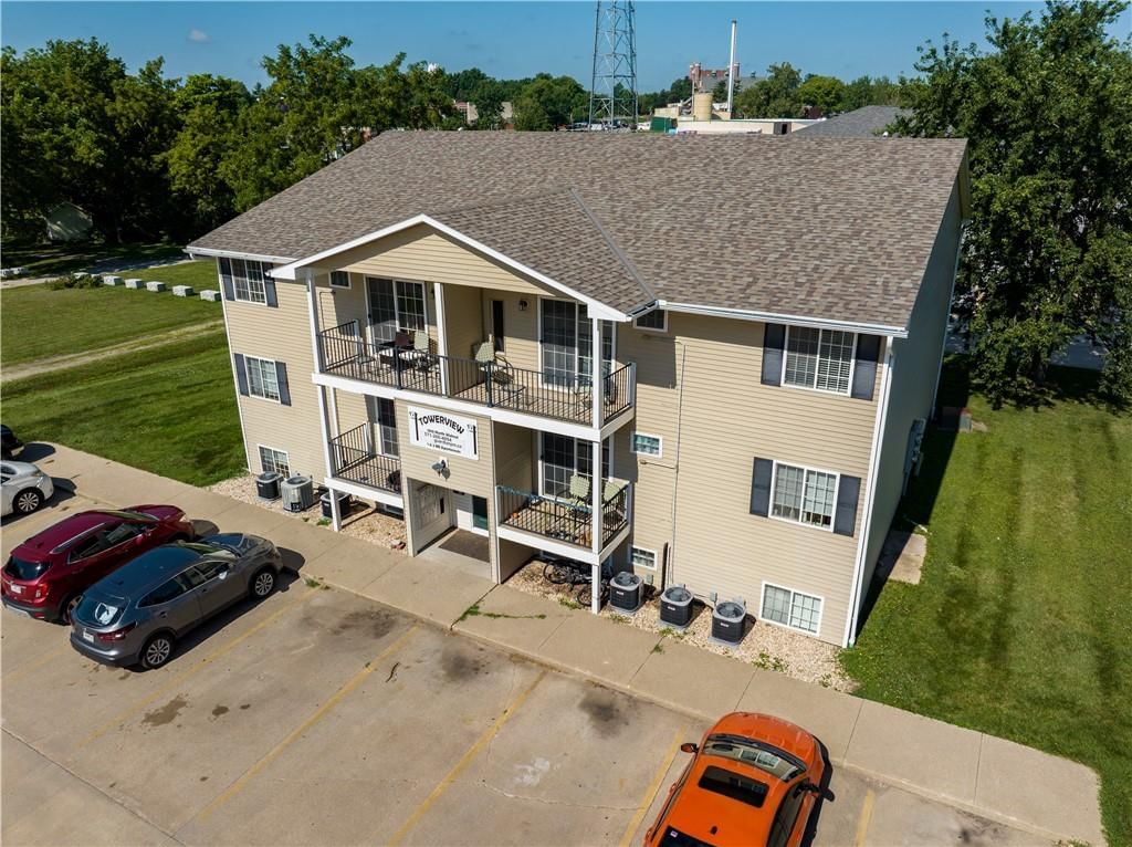 1010 N Walnut Street — photo 43