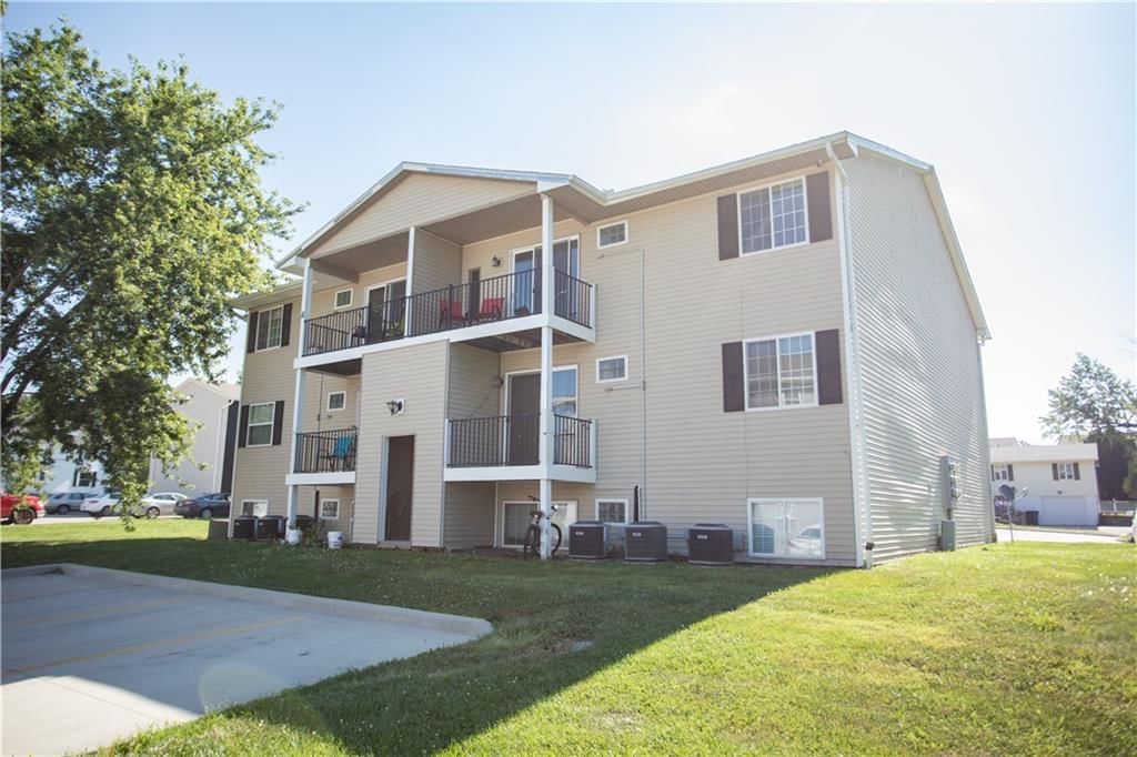 1010 N Walnut Street — photo 44