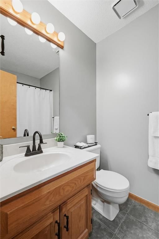 12407 S Alcan Street — photo 37