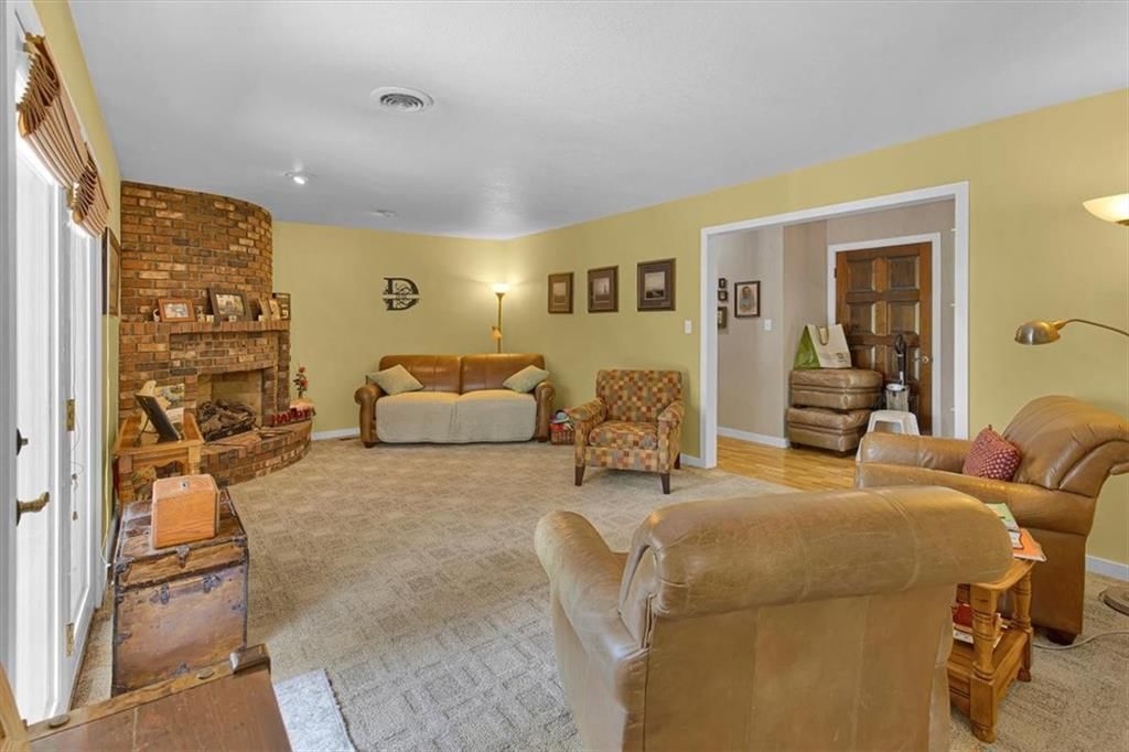 7129 SE 202nd Street — photo 33