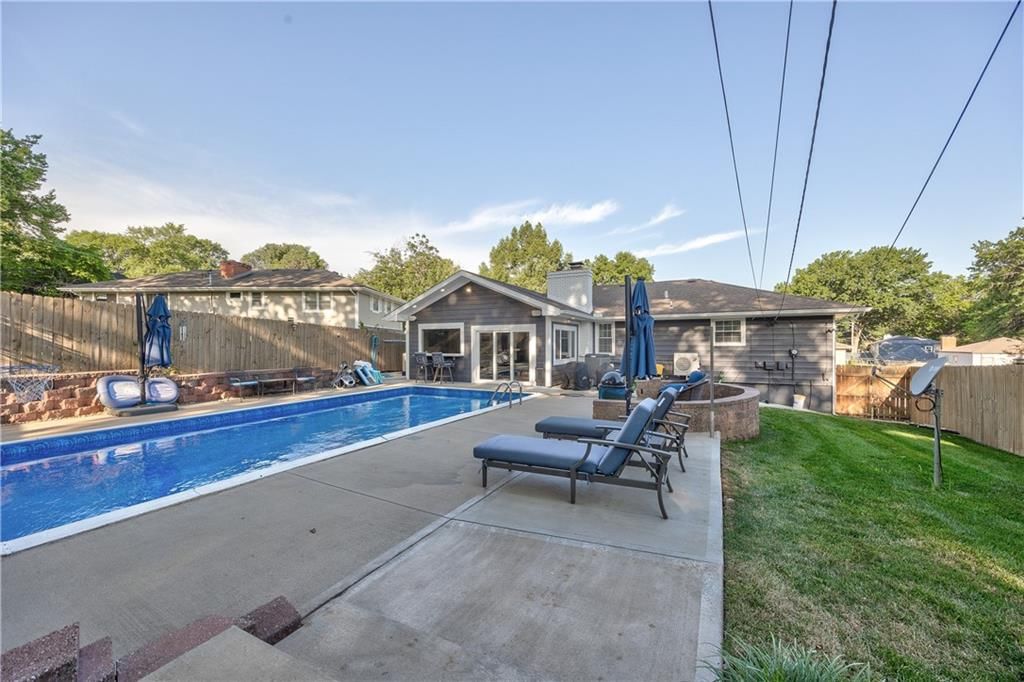 10717 McGee Street — photo 4