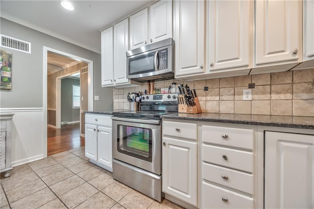 10717 McGee Street — photo 22
