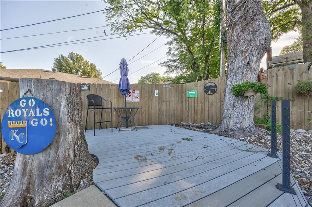 10717 McGee Street — photo 36