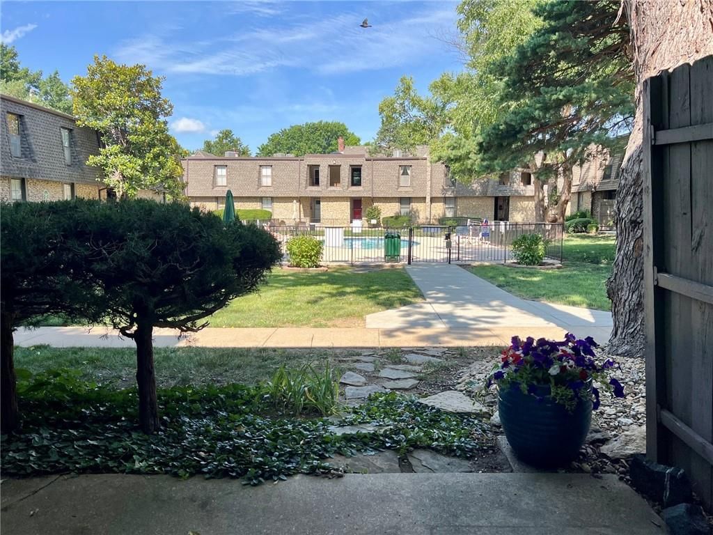 7405 W 102nd Court — photo 25