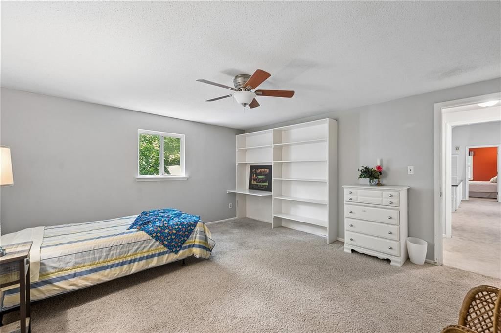 10211 Broadmoor Street — photo 20
