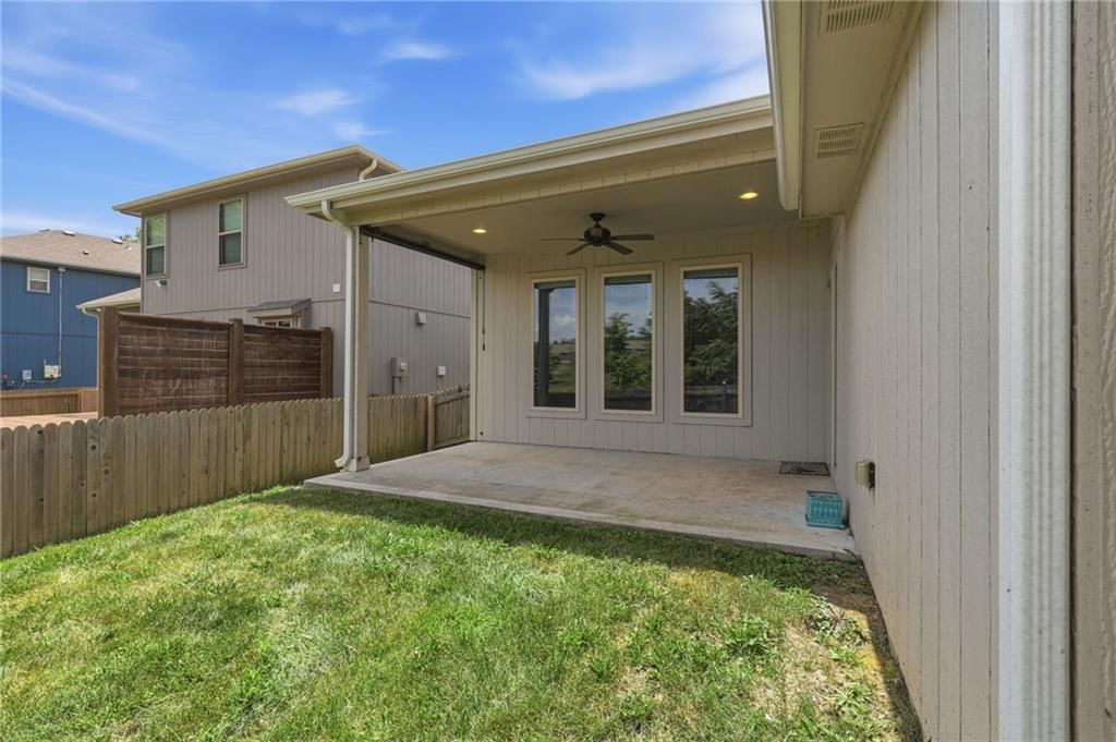 241 Jenny Lane — photo 41
