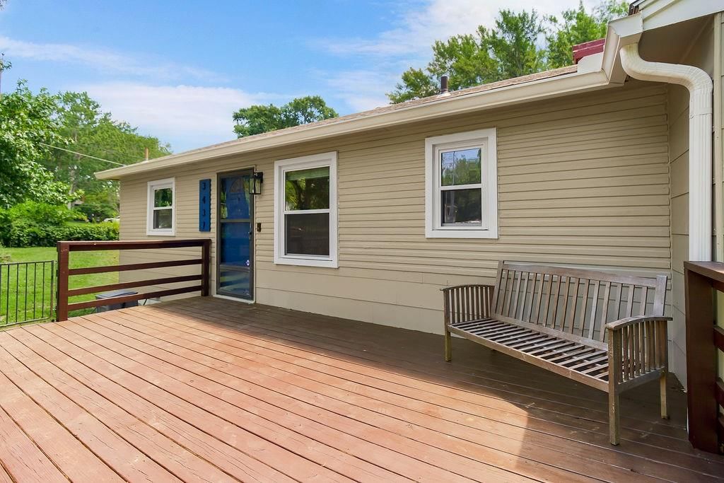 3437 N Chelsea Avenue — photo 3