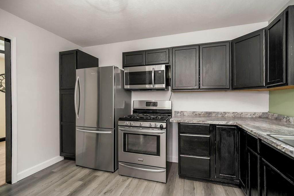 3437 N Chelsea Avenue — photo 11