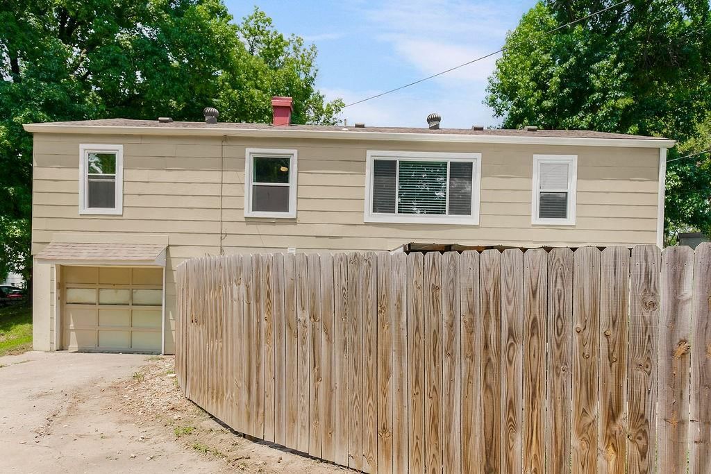 3437 N Chelsea Avenue — photo 26