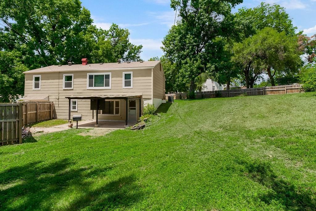 3437 N Chelsea Avenue — photo 29
