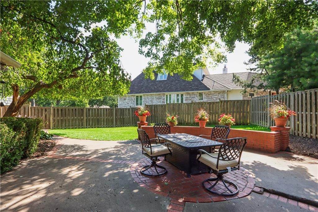 6905 Overhill Road — photo 31