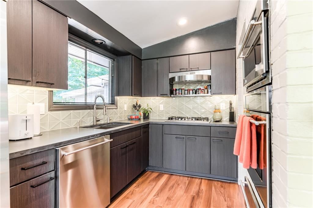 2204 W 71 Terrace — photo 19