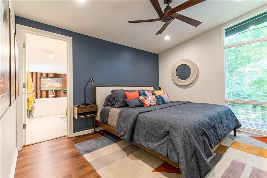2204 W 71 Terrace — photo 27