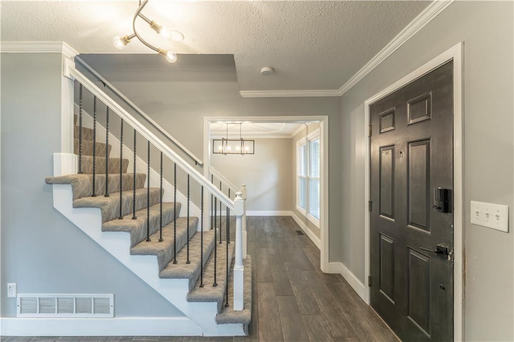 15026 W 146 Street — photo 4