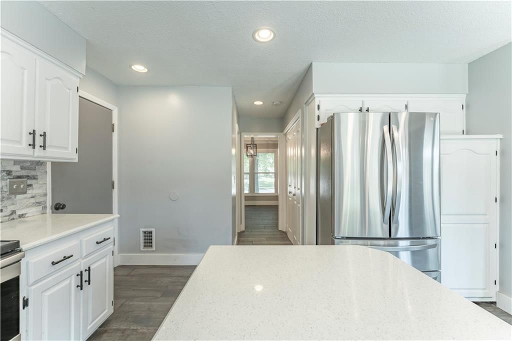 15026 W 146 Street — photo 10