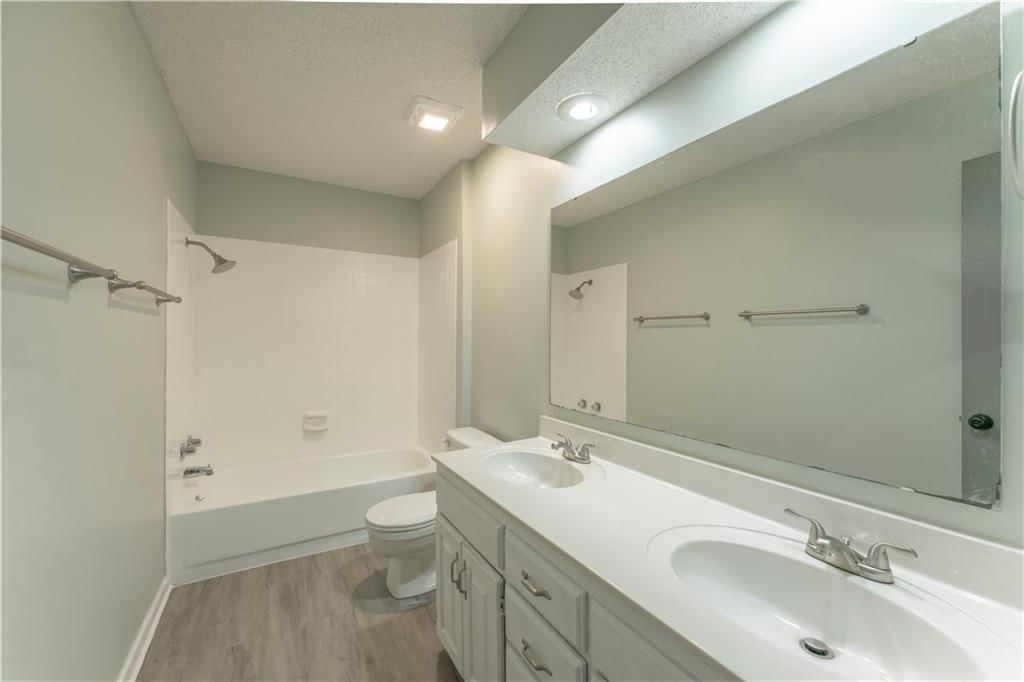 15026 W 146 Street — photo 17