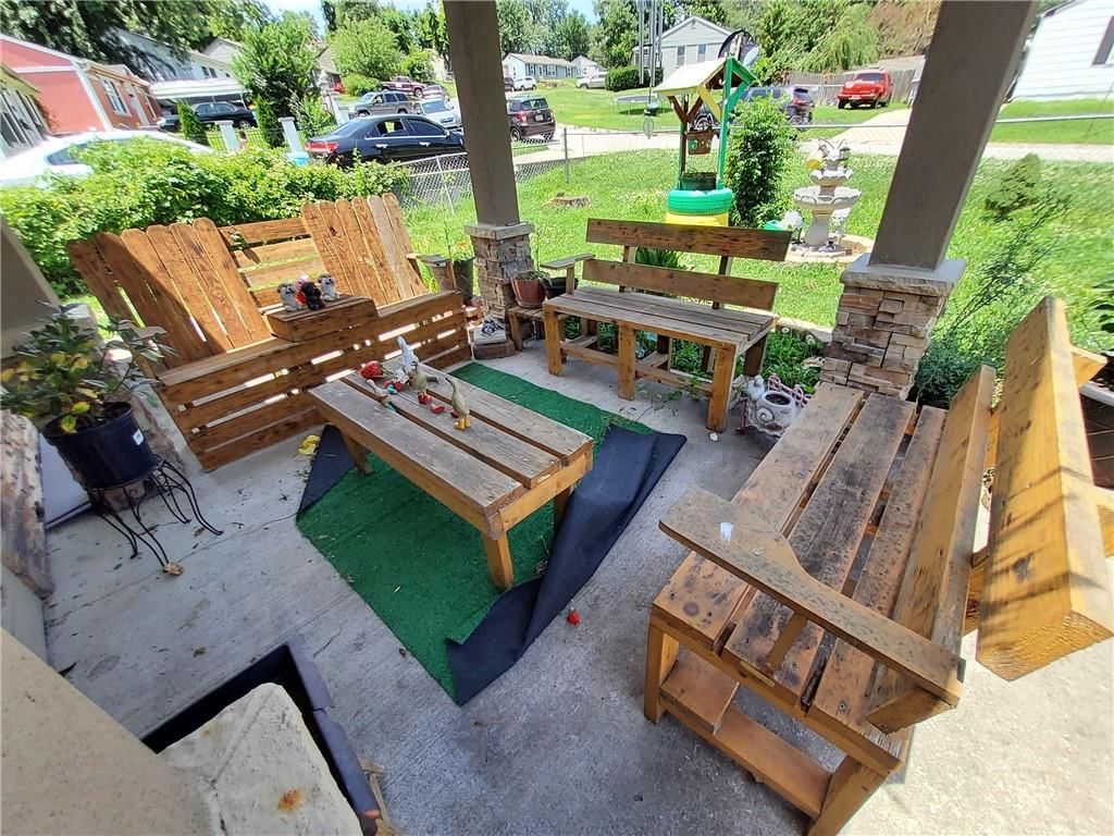 4401 Claudine Lane — photo 4