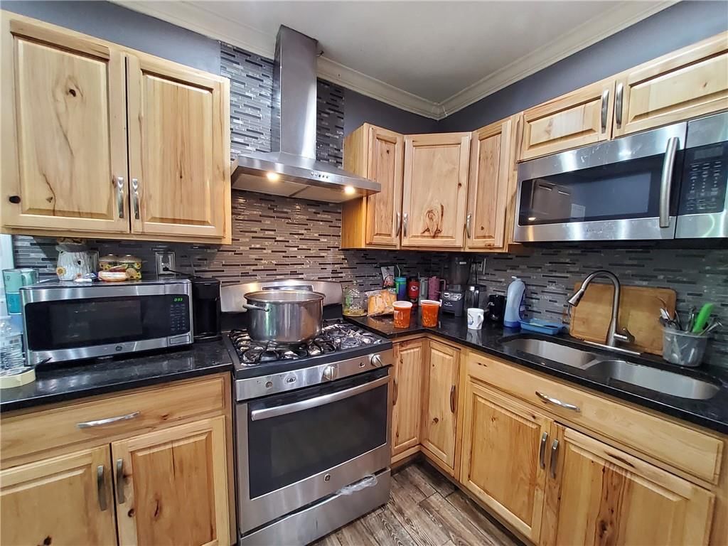 4401 Claudine Lane — photo 17