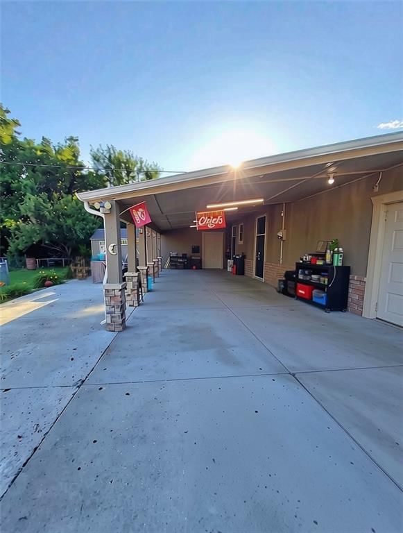 4401 Claudine Lane — photo 23