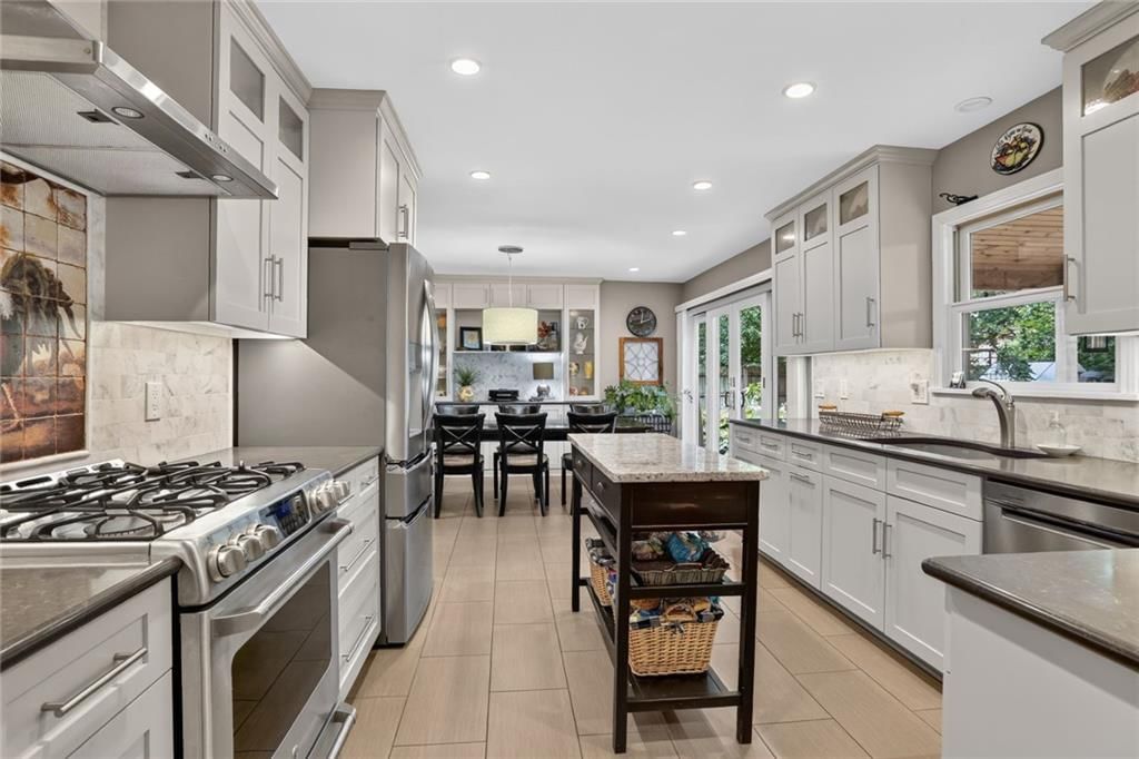 1200 E Layton Drive — photo 8
