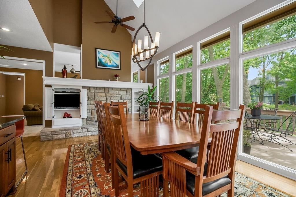 7815 N Revere Drive — photo 8