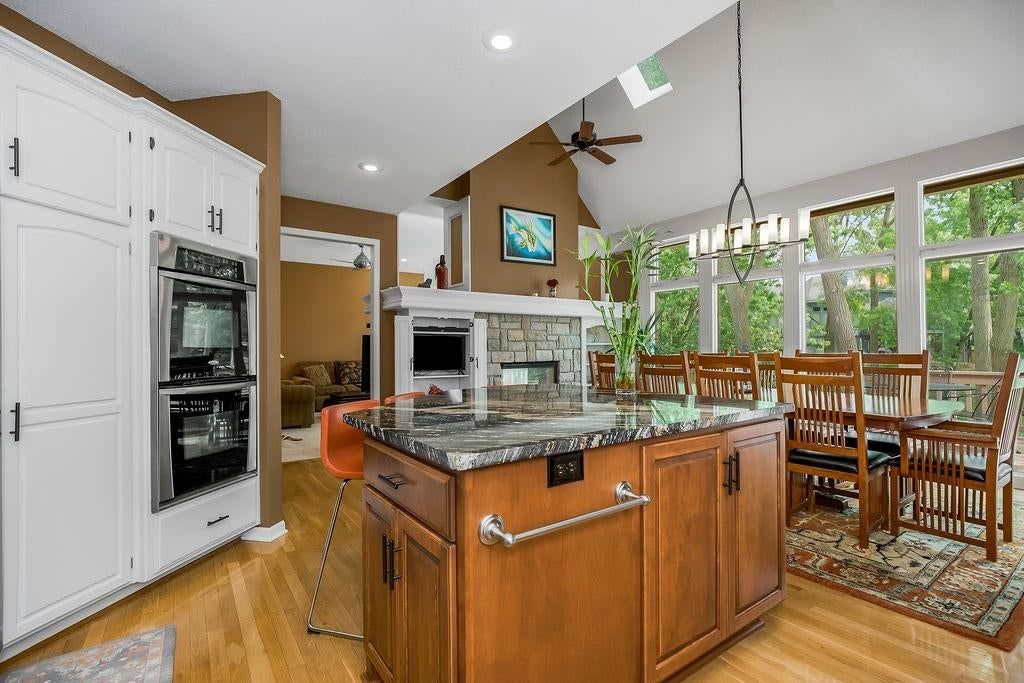 7815 N Revere Drive — photo 11