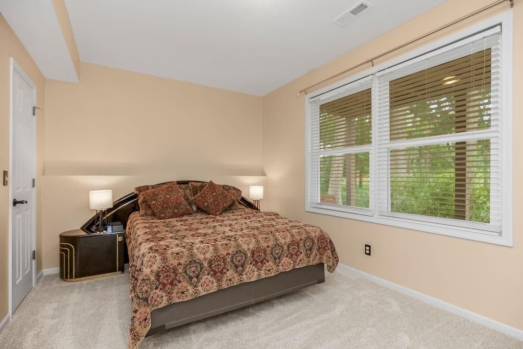 7815 N Revere Drive — photo 24