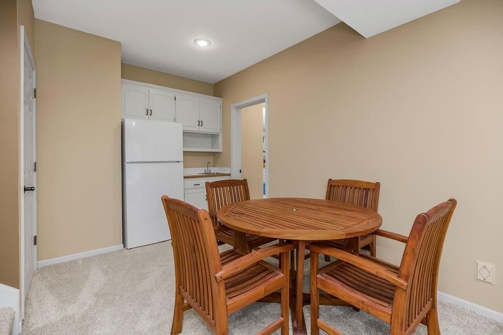 7815 N Revere Drive — photo 29