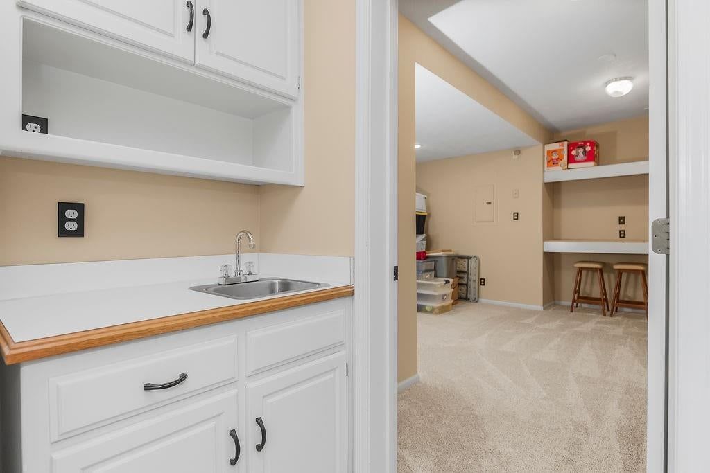 7815 N Revere Drive — photo 31